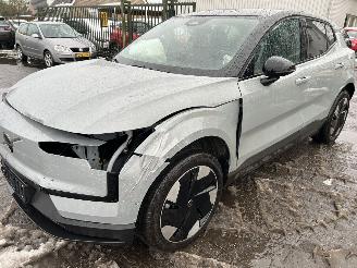Coche accidentado Volvo EX30 Extend Ultra  69 kWh  ( Panoramadak ) 2024/3