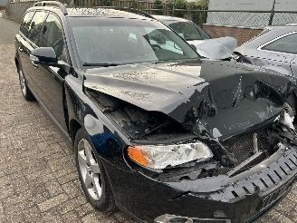 Volvo V-70 2.0 D Kinetic picture 3