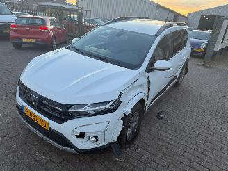 skadebil auto Dacia Jogger 1.0 TCe  110 Comfort  7 Persoons 2022/6