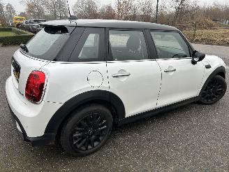 Mini Cooper Camden 1.5 Automaat    ( 7085 KM ) picture 4