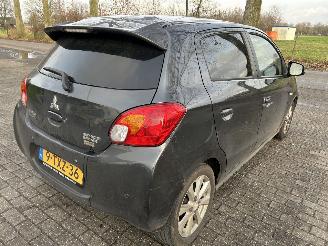 Mitsubishi Space-star 1.2 Intense+ picture 5