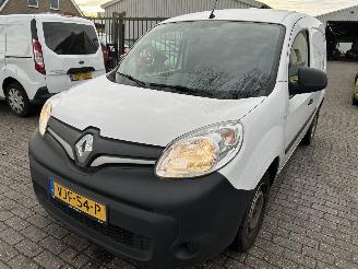 krockskadad bil bedrijf Renault Kangoo 1.5 Blue dCi Comfort 2021/3