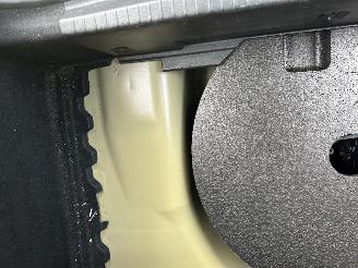 Peugeot 208 1.2 PureTech   GT picture 12