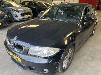 uszkodzony samochody osobowe BMW 1-serie 116i   5  Drs 2006/9