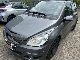škoda osobní automobily Mercedes B-klasse 180 2010/11