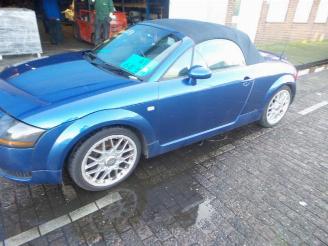 Vrakbiler auto Audi TT  2009/6