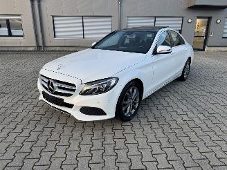 skadebil auto Mercedes C-klasse C 220 CDI LED PANORAMADACH LEDER NAVI SITZHEIZUNG 2016/11