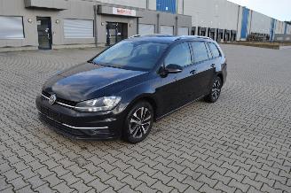 uszkodzony samochody osobowe Volkswagen Golf 1.6 TDI 85 KW IQ.DRIVE KOMBI 2020/5