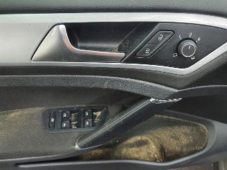 Volkswagen Golf 5G 1.2 TSI BlueMotion picture 11