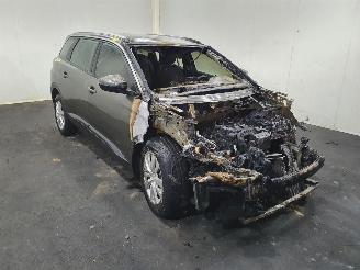 Coche siniestrado Peugeot 5008 P87E 2018/1