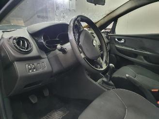 Renault Clio Mk4 0.9 TCe Dynamique GT Line picture 7