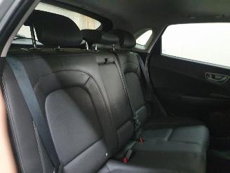 Hyundai Kona SX2 EV Premium 64kWh picture 32