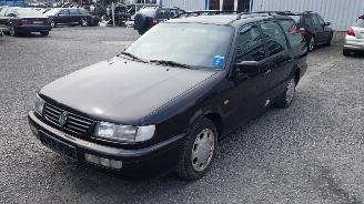 demontáž osobní automobily Volkswagen Passat 35I Zwart LC9Z Onderdelen Bumper Deur 1995/11