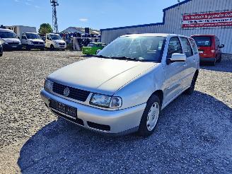 demontáž osobní automobily Volkswagen Polo 6KV 1.4 16V Zilver LS7N Onderdelen APE Motor 2000/11