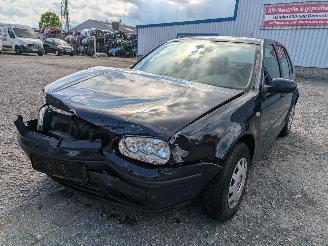 demontáž osobní automobily Volkswagen Golf 1.4 1998/5
