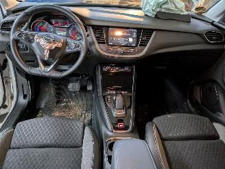 Opel Grandland Hybrid 1.6 picture 12