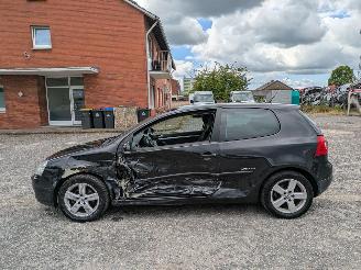 Volkswagen Golf 1.4 picture 8