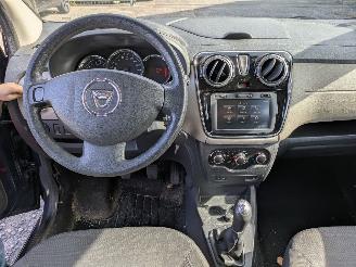 Dacia Lodgy 1.6 MPI 7 Sitzer picture 10