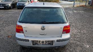 Volkswagen Golf  picture 6