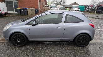 Opel Corsa M24 picture 9