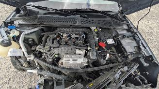 Opel Astra L picture 19