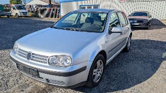 Auto da rottamare Volkswagen Golf 1.4 2002/3