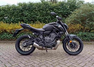 krockskadad bil motor Yamaha MT-07 ABS 2023/1
