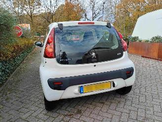 Peugeot 107 1.0 Access Accent airco  * MOTORSCHADE * picture 15