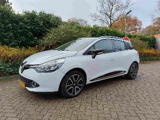 krockskadad bil auto Renault Clio Estate 0.9 TCe Expression * MOTORSCHADE * 2014/2