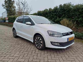 Vaurioauto  passenger cars Volkswagen Polo 1.4 TDI BlueMotion  MOTORSCHADE 2014/12