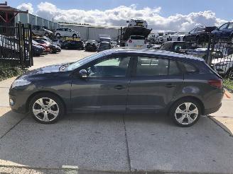 Voiture accidenté Renault Mégane 15dci 81kW E5 Combi 2012/11