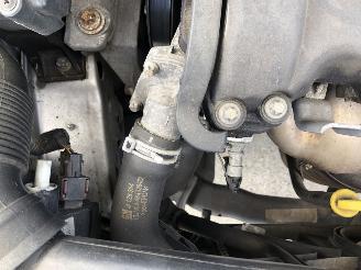 Opel Tigra 14i 16v 88000 km picture 11