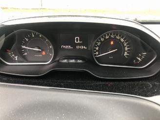 Peugeot 208 1.2i 60kW E6 Airco, Navi picture 7