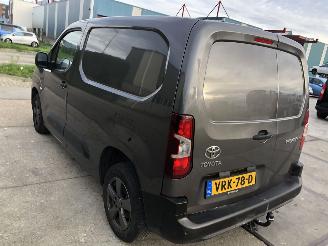 Toyota Proace CITY 1.5D-4D Live 75kW E6 picture 5