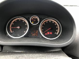 Opel Corsa 12i 16v picture 7