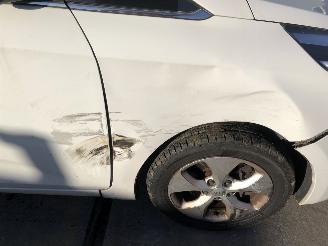 Kia Carens 17crdi 100kW E5 7 zitter picture 14