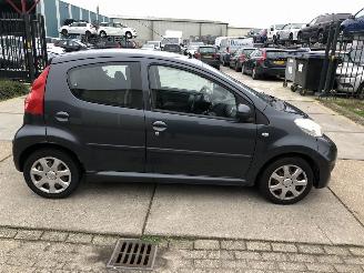 Auto incidentate Peugeot 107 5 drs Airco 2009/10