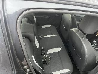 Dacia Sandero Automaat !! Weinig km !! picture 16