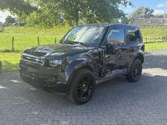 Unfallwagen Land Rover Defender X-Dynamic / 4WD / 3.0 Diesel / Automaat / Panorama 2023/7