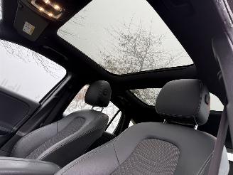 Mercedes GLA Panorama / Automaat picture 11