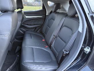 MG ZS EV Luxury 45 kWh / Panorama / Leer picture 6
