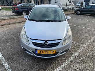 uszkodzony samochody osobowe Opel Corsa 1.4 16V ENJOY 2007/1