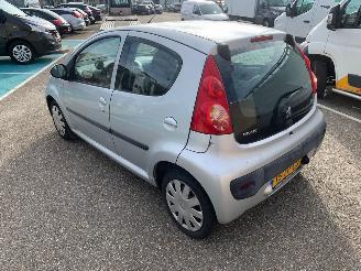 Peugeot 107 1.0 12V XS picture 6