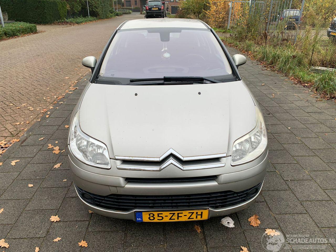 Citroën C4 1.4 16V IMAGE