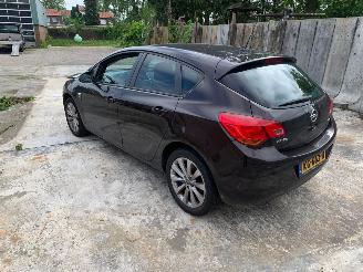 Opel Astra 1.4 COSMO picture 5