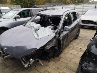 Coche siniestrado BMW X1 X1 (F48), SUV, 2014 / 2022 sDrive 16d 1.5 12V TwinPower 2019