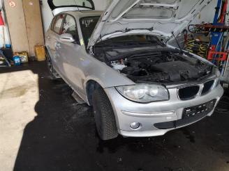 Vrakbiler auto BMW 1-serie 1 serie (E87/87N), Hatchback 5-drs, 2003 / 2012 116i 1.6 16V 2006/0