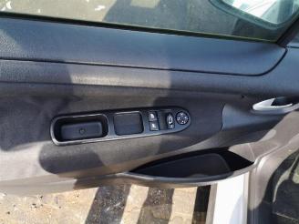 Peugeot 207 207 SW (WE/WU), Combi, 2007 / 2013 1.4 16V Vti picture 6