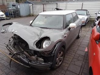 Mini Cooper Mini (F55), Hatchback 5-drs, 2013 1.5 12V Cooper picture 11