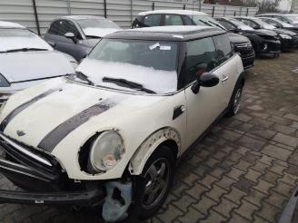 Vrakbiler auto Mini Mini Mini (R56), Hatchback, 2006 / 2013 1.6 16V Cooper 2007/6